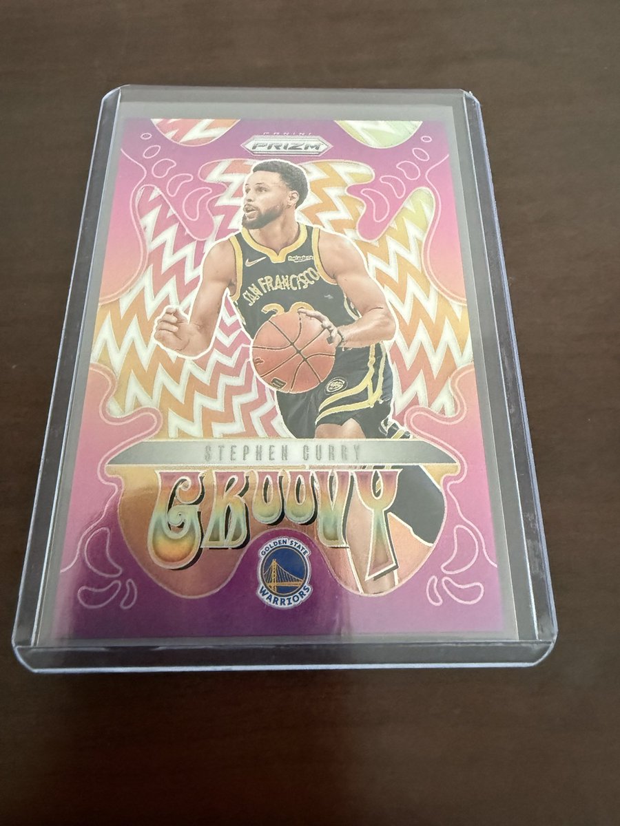 LyonCardz's tweet photo. @TheShop_CC Case Hit $150 shipped. https://t.co/OvIupLvO2e