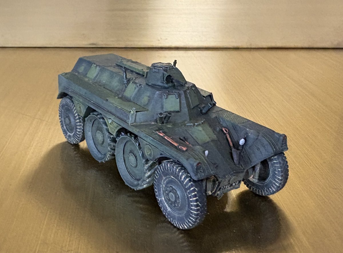 #ミニスケ #EBRETT #ace #ミニスケール　#今月作ったプラモ晒そうぜ　ウクライナのエース、1/72 EBR-ETT。設計は良いのだけど、パーツ段階で形状を正確に出せないと、綺麗に作れない。