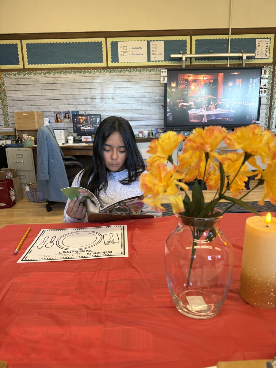 MrsGaursClass's tweet photo. Welcome to Gaur’s Book Bistro ☕️ 📖 We had an incredible “book tasting” today!  @BlessingMahopac @leighgal_LKV https://t.co/bUj2wT7e7A