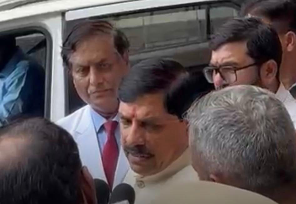 AIIMS Nagpur (@aiimsnagpur) on Twitter photo AIIMS Nagpur| 7.10.25
🔹Hon’ble CM, Madhya Pradesh, Dr Mohan Yadav, visited <a href="/AIIMSNagpur/">AIIMS Nagpur</a>, met patients from Chhindwara & reviewed their care with Exec. Director, Dr Prashant P. Joshi & President, Dr Anant Pandhare
🔹He appreciated the institute’s efforts in providing quality care AIIMS Nagpur| 7.10.25
🔹Hon’ble CM, Madhya Pradesh, Dr Mohan Yadav, visited <a href="/AIIMSNagpur/">AIIMS Nagpur</a>, met patients from Chhindwara & reviewed their care with Exec. Director, Dr Prashant P. Joshi & President, Dr Anant Pandhare
🔹He appreciated the institute’s efforts in providing quality care