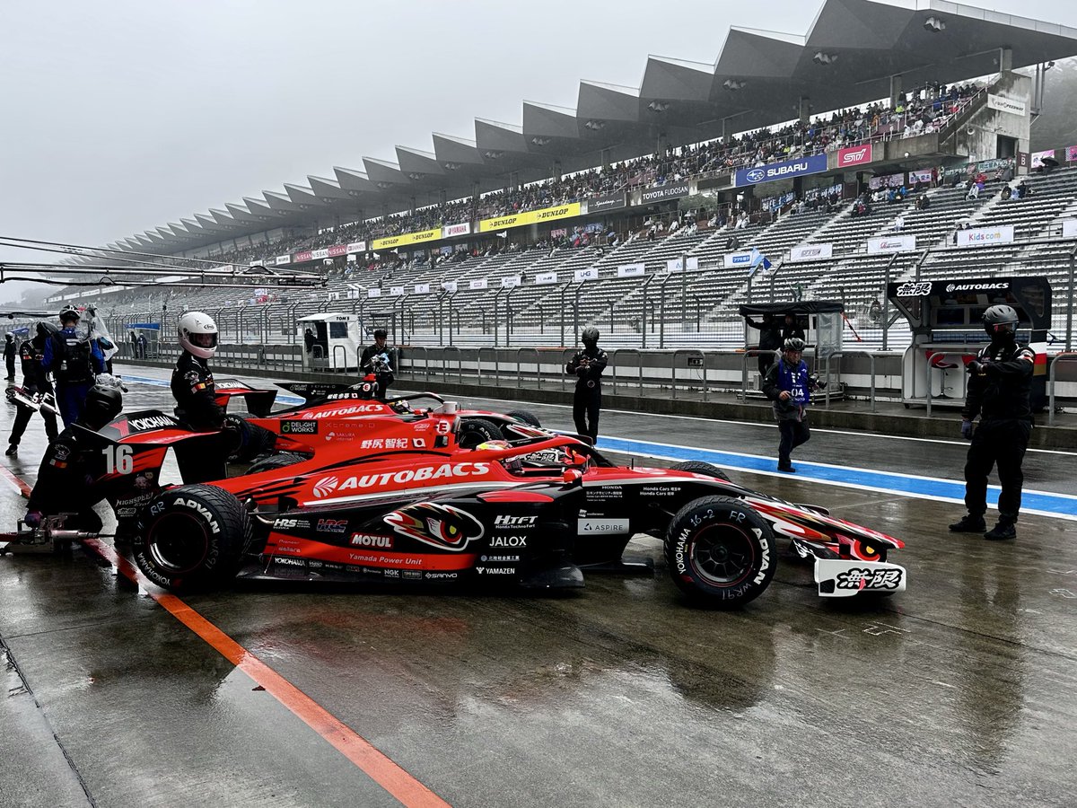 Q2 session start🏎️

#15 岩佐歩夢選手
#16 野尻智紀選手

#TEAMMUGEN #AUTOBACS #SFormula
#野尻智紀 #岩佐歩夢 #Honda #HRC #PoweredByMOTUL