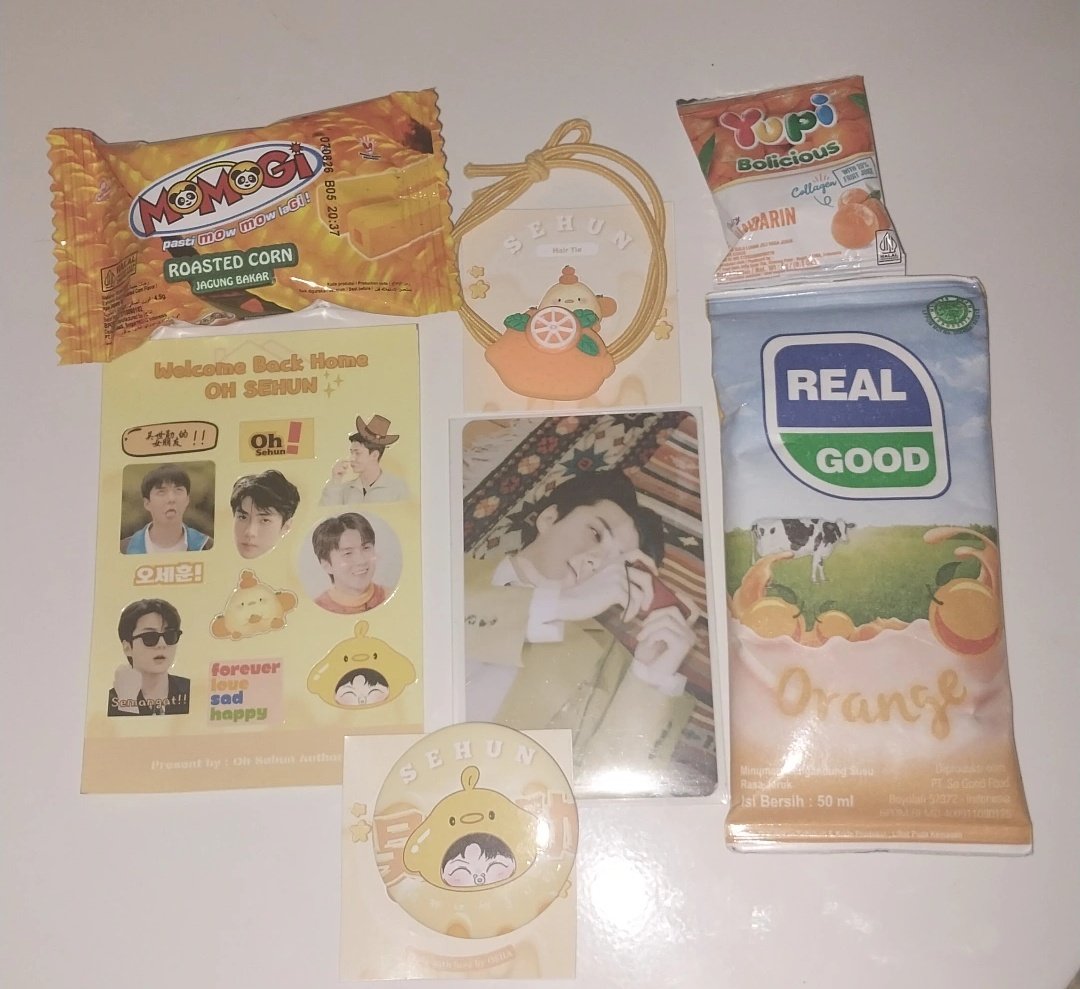 radnaksiitnay's tweet photo. Terima kasih banyak @OSHAuthority untuk freebies gemes nyaaa🤏🏻🤏🏻😍 https://t.co/G711SQJ31D