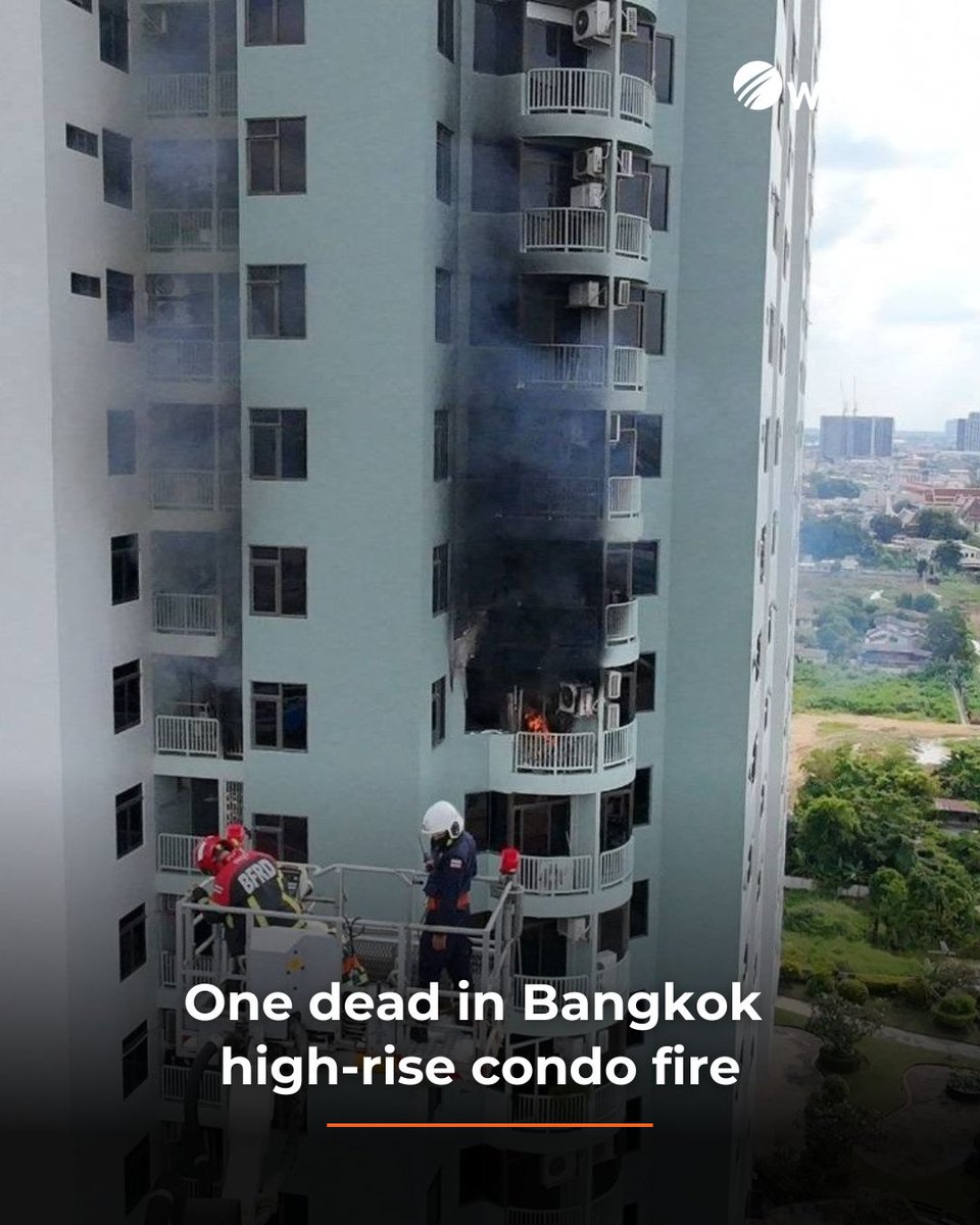 ThaiPBSWorld's tweet image. A 58-year-old man died and fourteen other people were injured when the fire broke out on the 16th floor of a high-rise condominium in Bangkok Noi district yesterday.

world.thaipbs.or.th/detail/one-dea…

#ThaiPBSWorld #ThailandNews #highrise #condominium