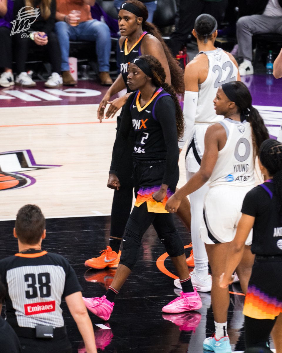 PhoenixMercury's tweet photo. KAHLEAH FREAKIN' COPPER. THAT'S THE TWEET. https://t.co/g8AHAVHQQZ
