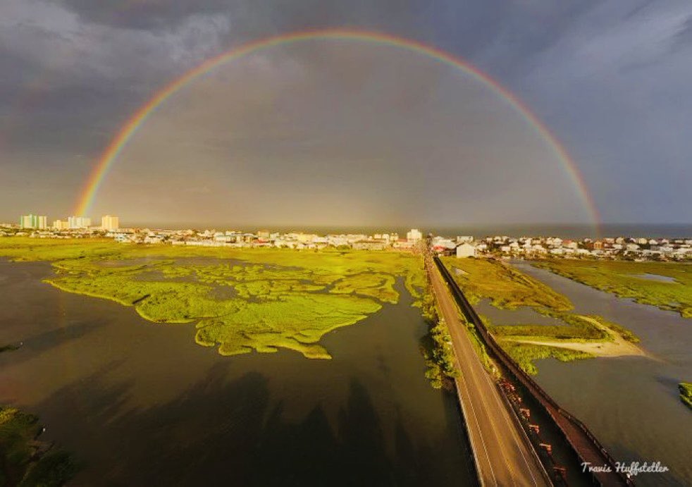 jbmbcoast's tweet image. Good night from coastal South Carolina. With the weather being so bad, none of my usuals have shared any new pics so here’s a repost from a sunset in Murrells Inlet and Garden City Beach after a storm passed through. Enjoy your Friday evenings wherever you are tonight.
🌙💤💤…
