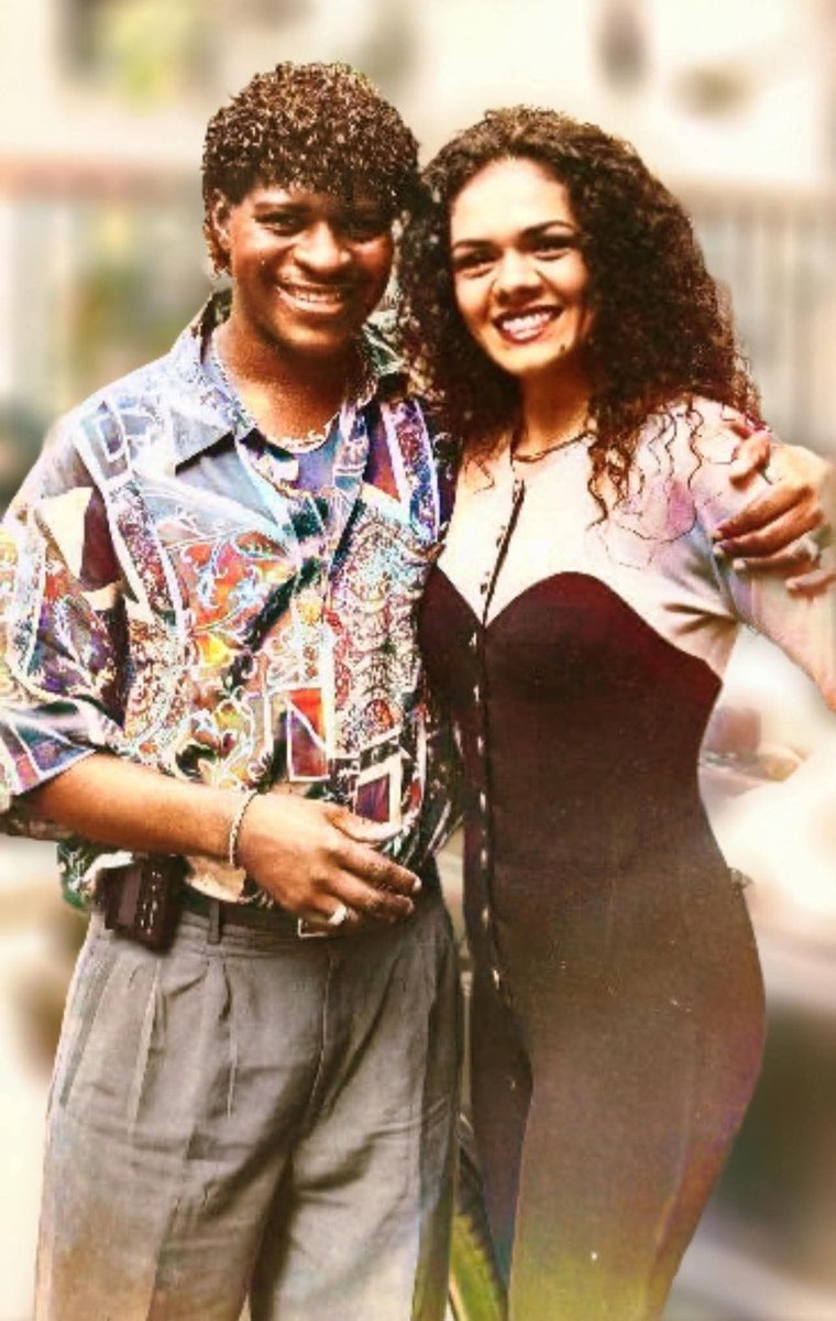 FuriaRojaTV's tweet image. #Cali 

Esta foto tiene 30 años o más. Los identifican? 

#RadioRadio