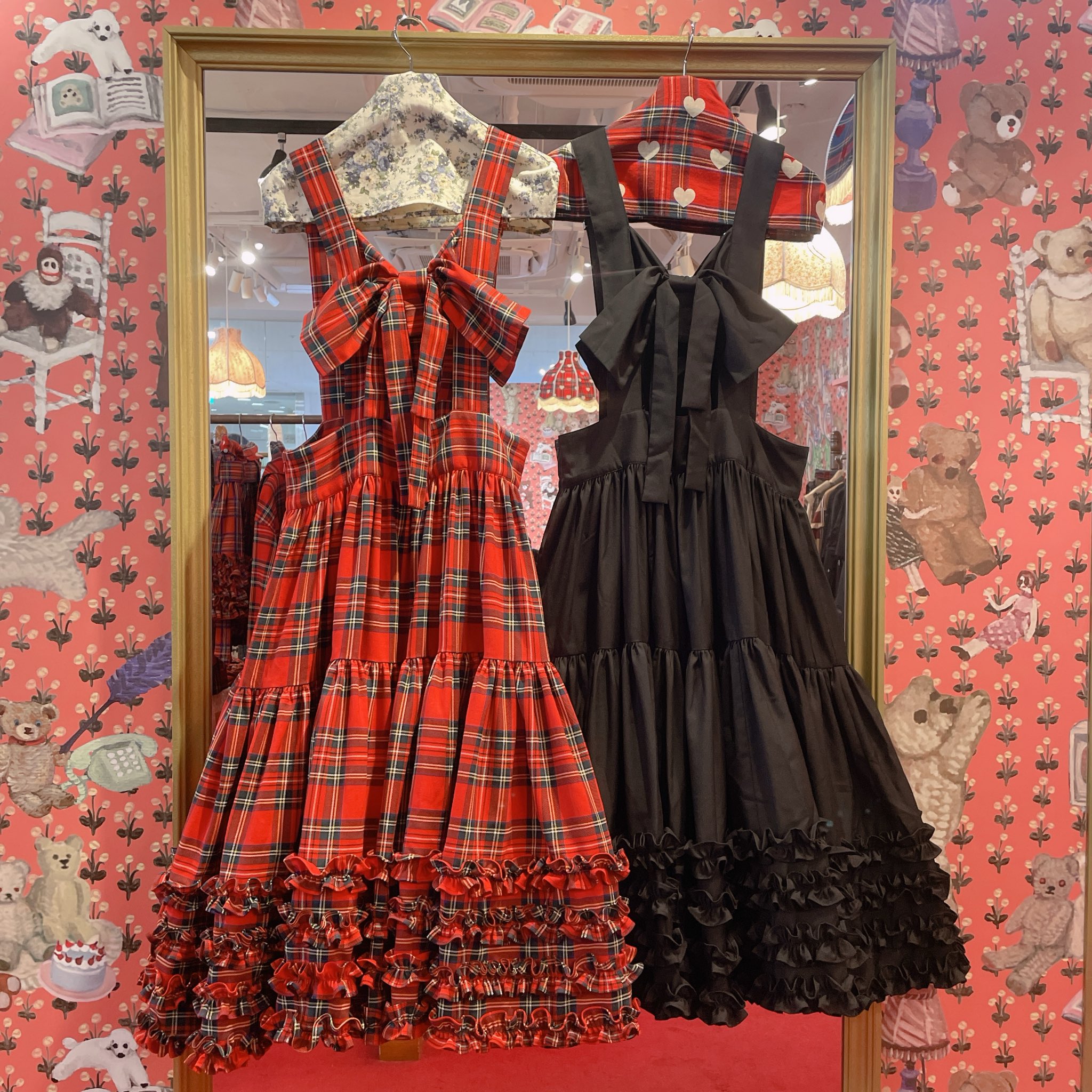 【最終値下げ】HEIHEI 吊りスカート フレア 最終値下げ】HEIHEI 吊りスカート フレア 最終値下げ】HEIHEI 吊り