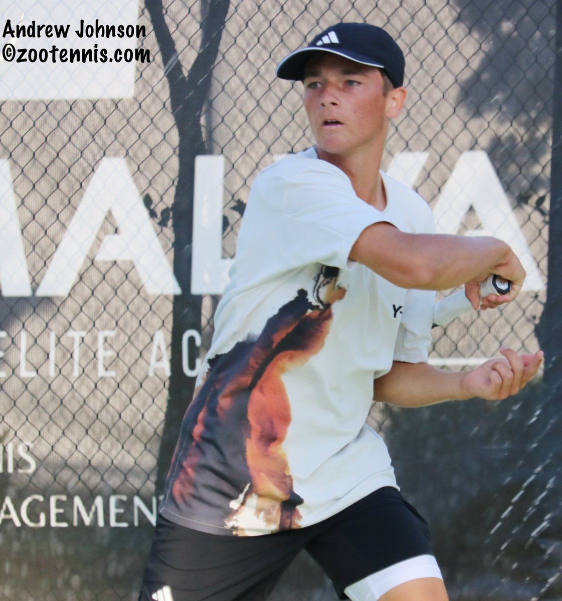 Johnson and Antonius Reach ITF J300 PanAm Closed Final; Clarke and Hoo Meet for Girls Title; Doubles Champions Crowned; Kennedy Advances to M15 Lexington Semifinals:
tenniskalamazoo.blogspot.com/2025/10/johnso…