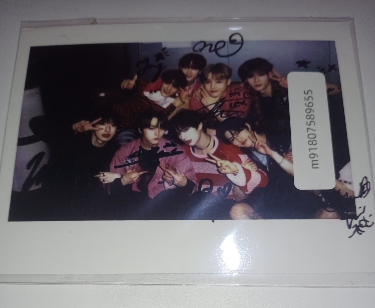 jaemibliss's tweet photo. WTS POLAROID READY INA‼️
📍tangerang
bisa langsung kirim✅
co 🍊✅
split pay /full pay✅
good condi✅
bisa tanya/lihat condi✅
take ini dapet free pc official (random)
yg minat/mau tanya tanya bisa langsung chat aja https://t.co/fDJKnhiUSs