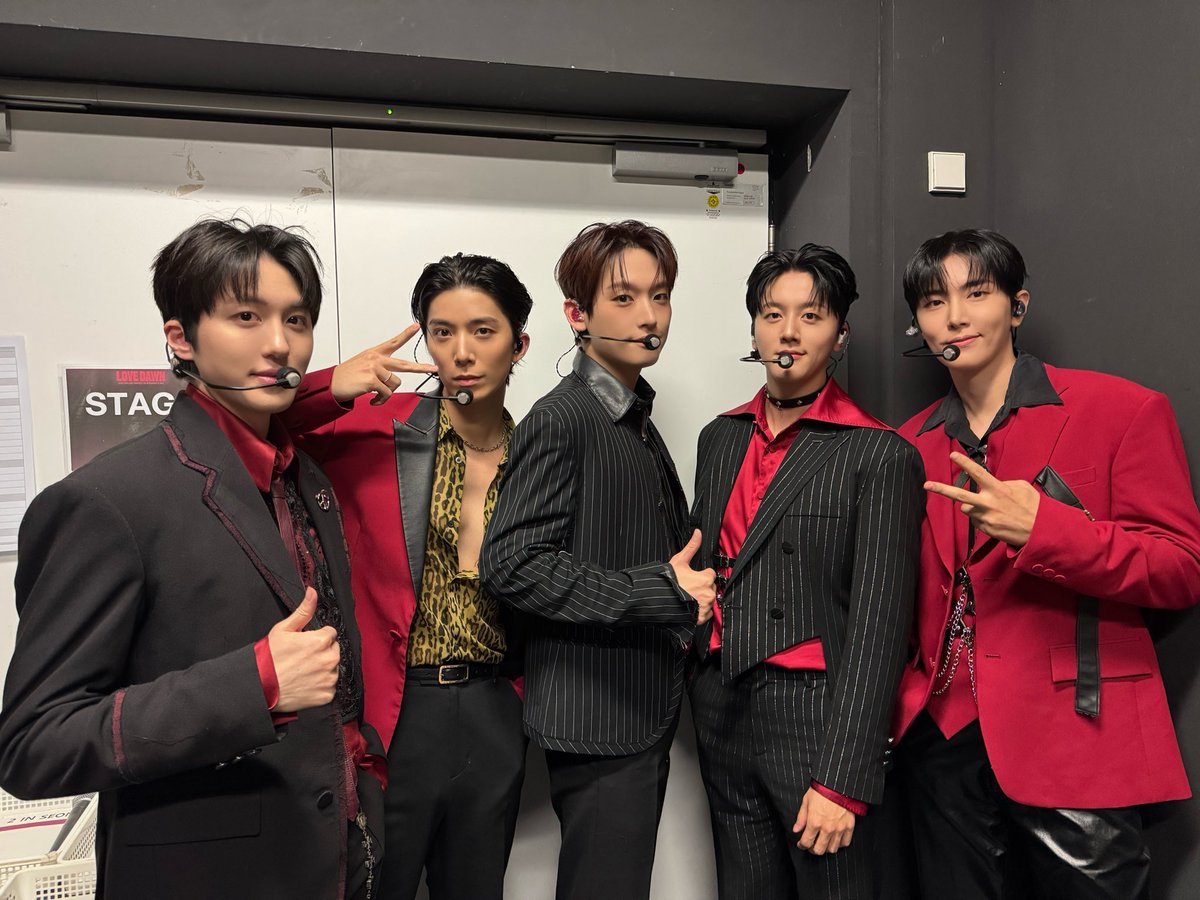 SF9_FANCLUB's tweet image. [📸] 2025 SF9 LIVE FANTASY #5 LOVE DAWN IN #Essen

#SF9 #에스에프나인 #SF9_TOUR 
#SF9_LOVE_DAWN IN #Essen