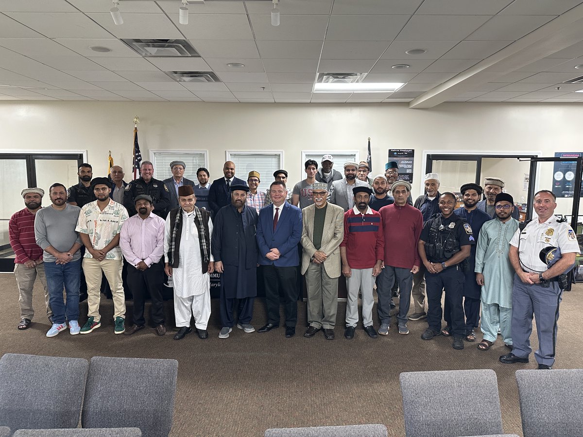 Today, #BCoPD members joined congregation members of Bait-us-Samad Mosque to celebrate Faith &amp; Blue Weekend. This national initiative brings together law enforcement and faith communities to build bridges of trust, respect, and understanding.