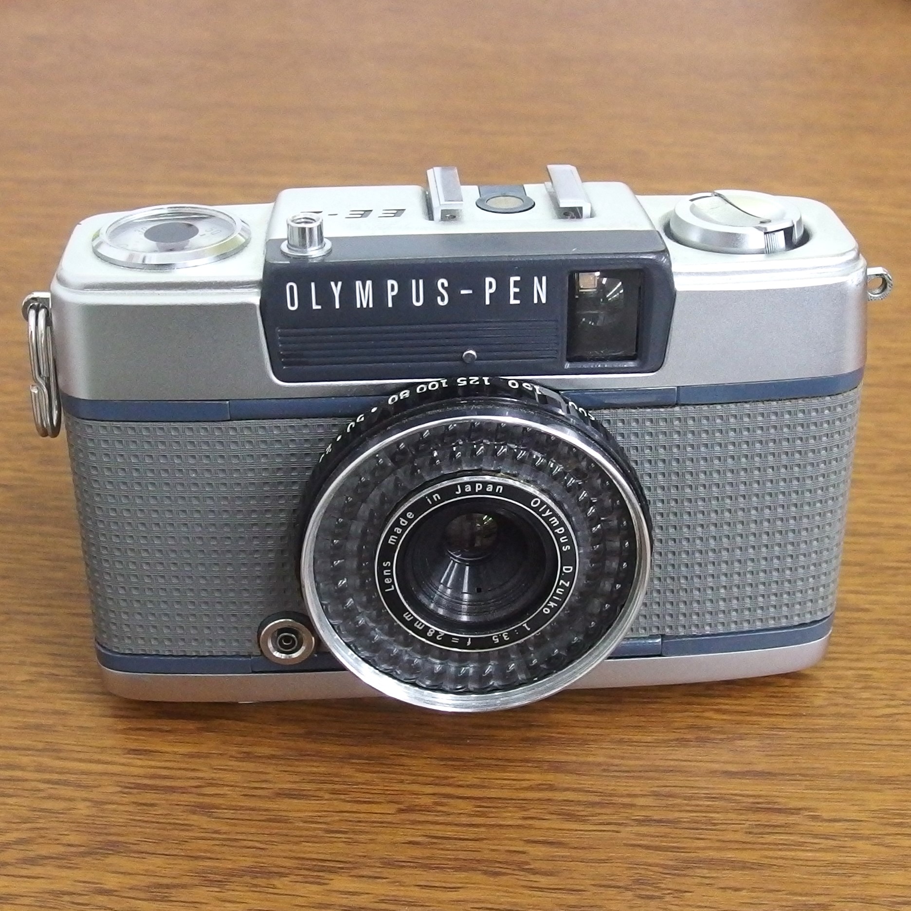 整備済完動品◆美品【ブログで人気のハーフカメラ】OLYMPUS PEN EE-2 楽天市場】【整備済】【保証付 】 オリンパス OLYMPUS PEN EE-2