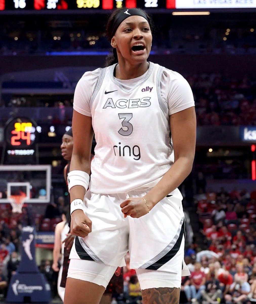 From being called washed to becoming a WNBA CHAMPION!!! What a journey 🥹🥹

Congrats Lyss!!!