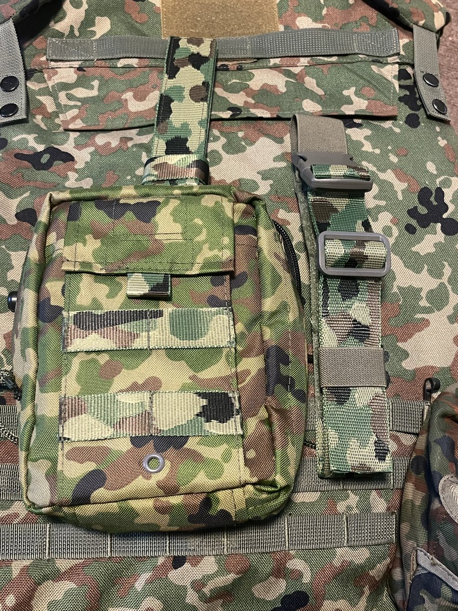 toru1677's tweet photo. #PXJOSHIMA 様の戦闘救急品袋届いた!
仕事道具よりも新型だ!
せっかくだからこいつも中身いいやつ入れてやろう。 https://t.co/dmAdcTgY0q