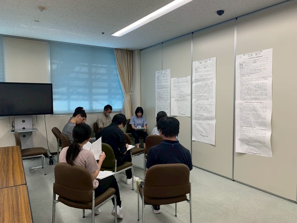 tomgeliJapan's tweet photo. コロナ禍以降初のポートフォリオ発表会を行いました！
専攻医にとって充実した学びの場になりました。
https://t.co/DP1XQwIKSS
#総合診療　#家庭医療 https://t.co/FUJdX3Z9kG