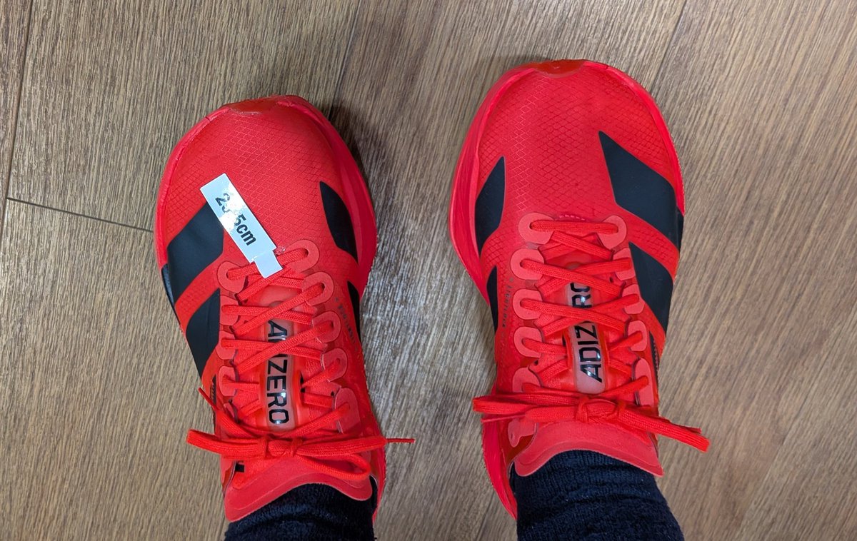hipstar1981's tweet photo. stepスポーツのランニングイベント参加！アディダスの試し履きもさせてもらいました。アディオスプロとタクミセン11を両方とも履きました！圧倒的にアディオスプロ4が好みだった！めっちゃ欲しくなってしまいました(゜o゜; #adidas #adizeroadiospro4 #takumisen11 https://t.co/Kng3mpaDFd