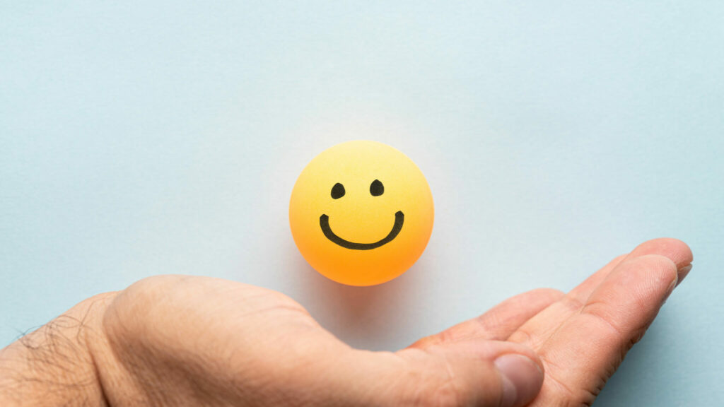 Өнөөдөр хэн нэгэнд ганц сайхан үг хэлээд үзээрэй. Хэн нэгний сэтгэлийг дулаацуулахад ганц өгүүлбэр л хангалттай гэдэг дээ.