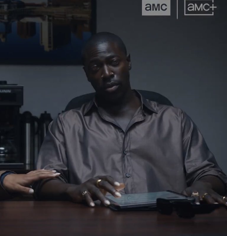 DON’T GO TO SLEEP YET WE HAVENT SPOKEN ABOUT HERRRRRR