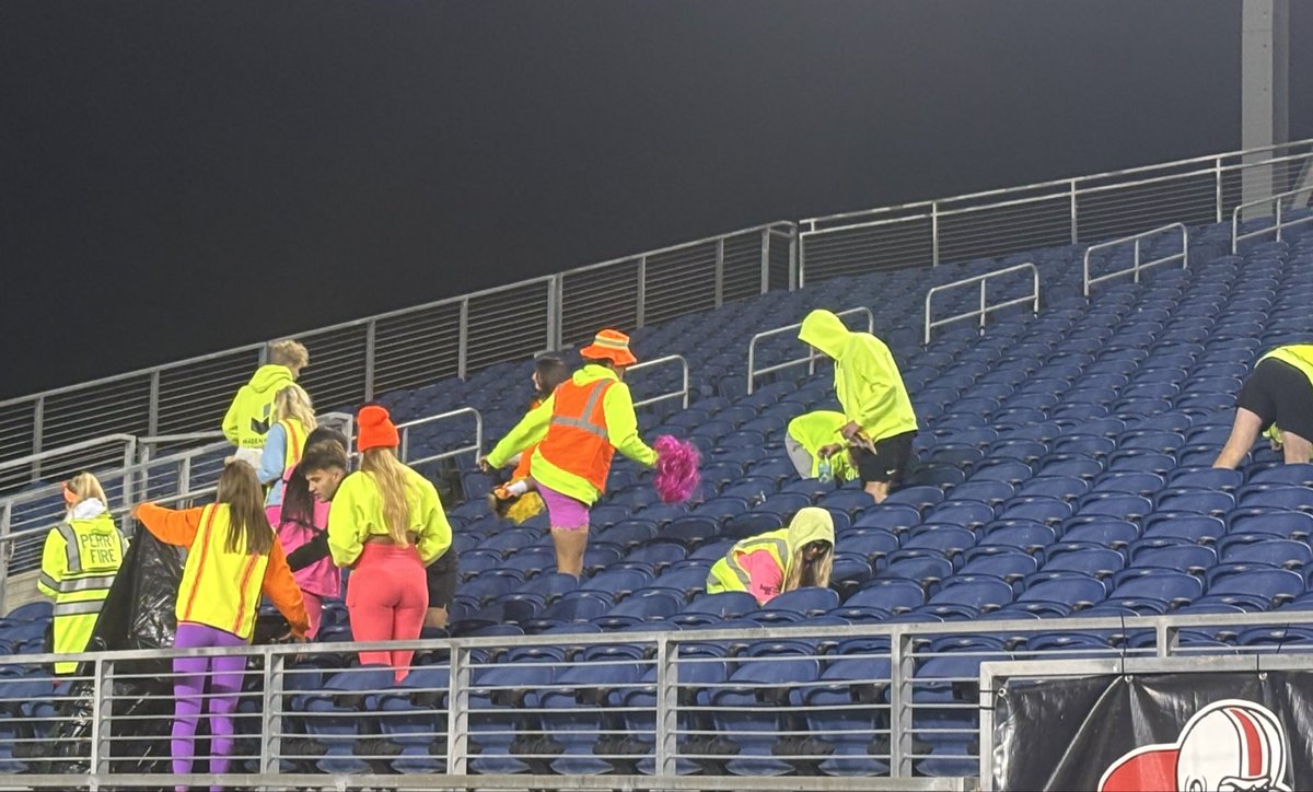 Dan Harold tweet media