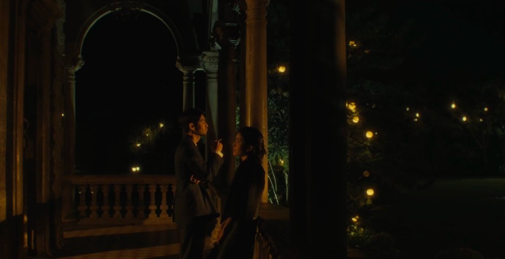 Hoyaanae's tweet image. &quot;She speaks to him about the history of the Ruins. How it was a testament to a love lost and that it&apos;s found more meaning, broken and burnt than it ever did when it was whole and perfect.&quot;

#Gitling