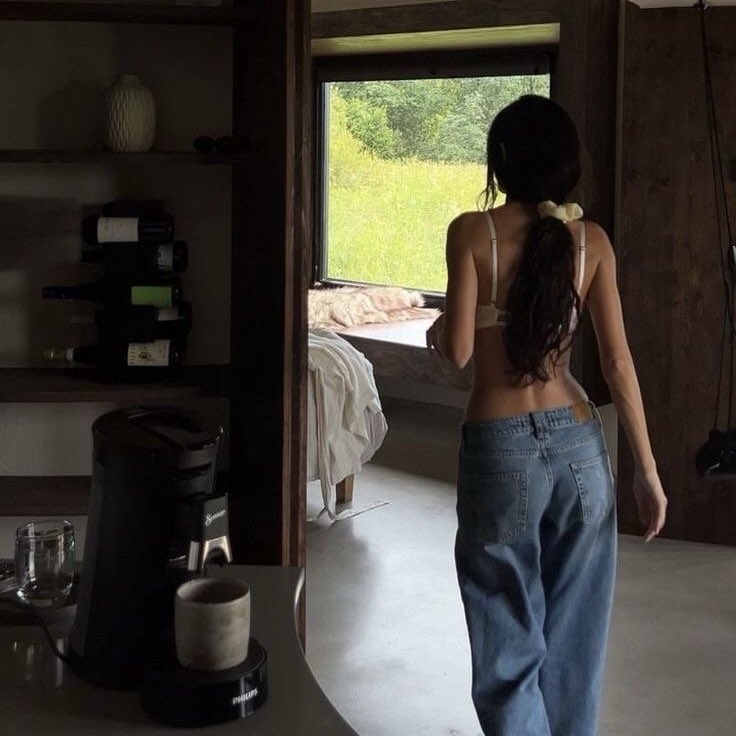 PIERClVAL's tweet image. The view I never get tired of waking up to. Still my favorite addiction. No rehab needed.