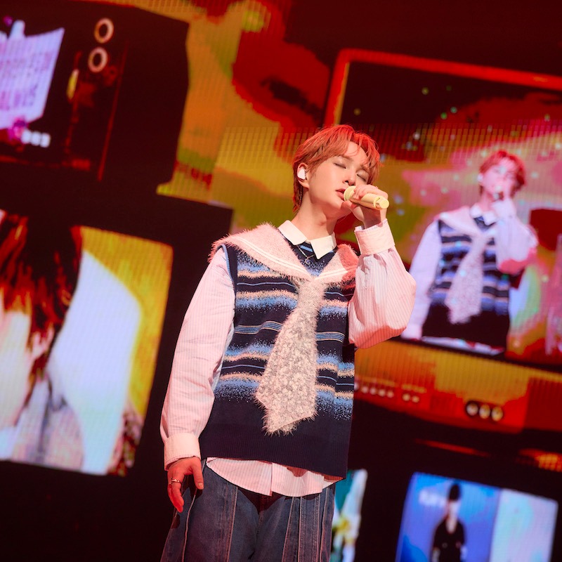 realsoundjp's tweet photo. ◤◢◤ SHINee ONEW ライブレポート ◢◤◢

📎 https://t.co/nPnc3UnSgg

SHINee ONEW、“分かち合いながら”咲かせた幸福の花
癒しの歌声が響いた日本武道館公演を振り返る

@ONEW_JAPAN #ONEW #SHINee

＼📷ライブ写真一覧はこちら！／