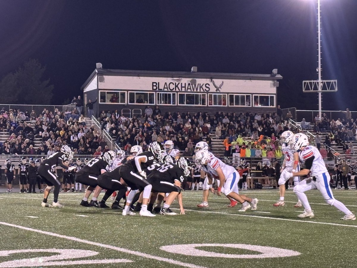 NG_Athletics's tweet photo. 🏈 FINAL: D5 #9 New Glarus defeated D5 #8 River Valley 31-30 in tonight’s SWC game; improve to 7-1 (5-1) with the win.

New Glarus survives a THRILLER at River Valley, handing the Blackhawks their first SWC loss this season. NG moves into first place with the win #ispynate #wisfb https://t.co/xW54PtCnzg