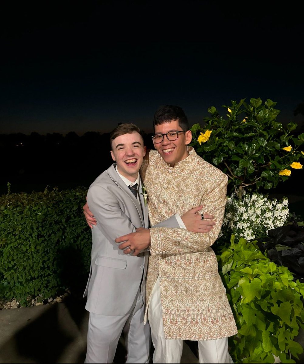 TavsGG's tweet image. hbd to this old man, 30 is around the corner you old fart @hyperpsykick