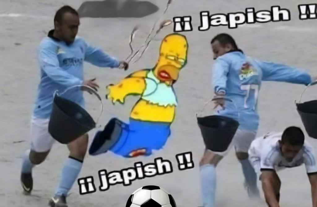 Panamá tratando de jugar fútbol vs El Salvador