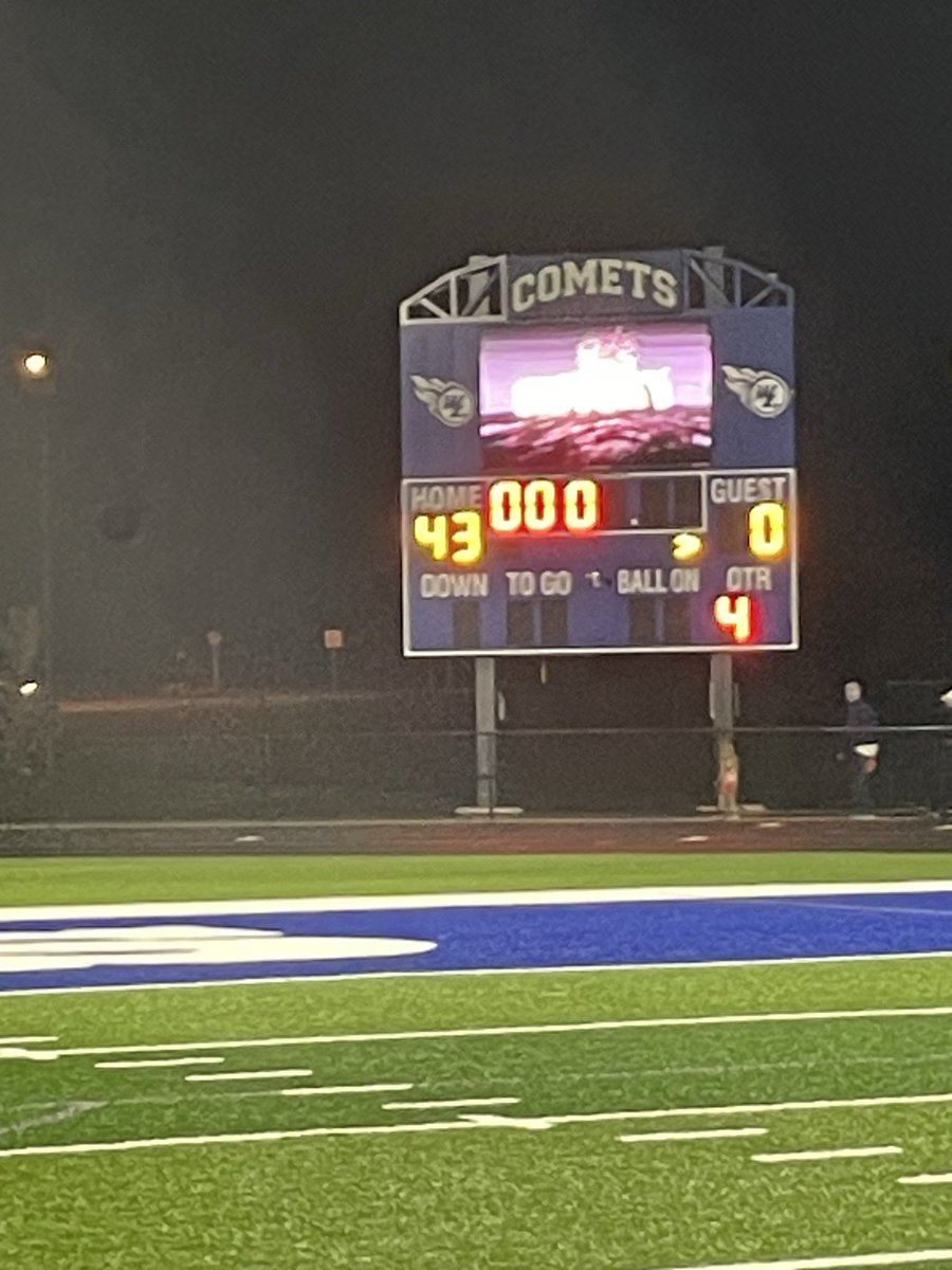 COMET W‼️‼️‼️‼️‼️

2-2 in district play🔥

HOKA HEY❤️

#WORK #Family