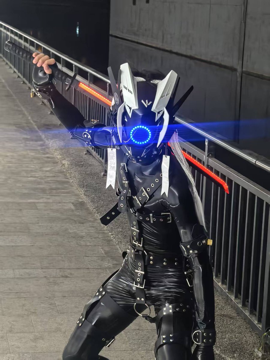 我可真是一位更新频繁的博主，所以可以给我一点奖励嘛
涩影师
<a href="/zhumuqiu2293/">竹木秋丶</a> <a href="/GuaiGuaibaijiu/">君の胖次うわー</a>