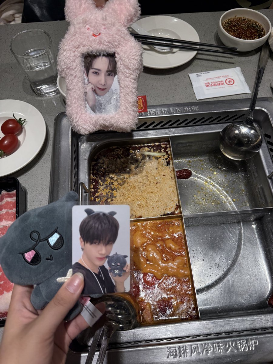 lovevolwh's tweet image. 하이디라오 냠.ᐟ .ᐟ
