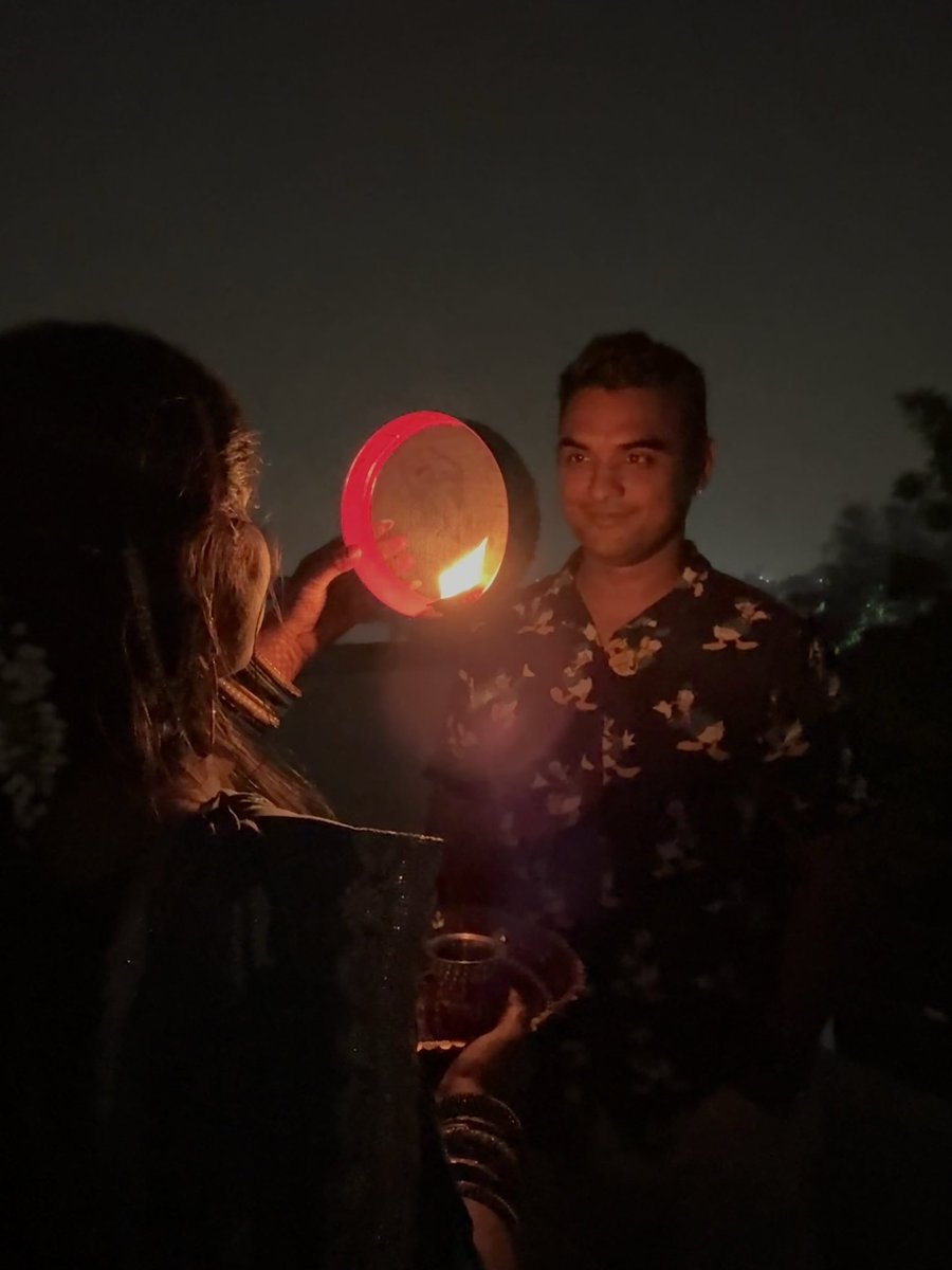 RahulDesignWeb3's tweet image. The Karwachauth saved me but couldn’t save my positions.