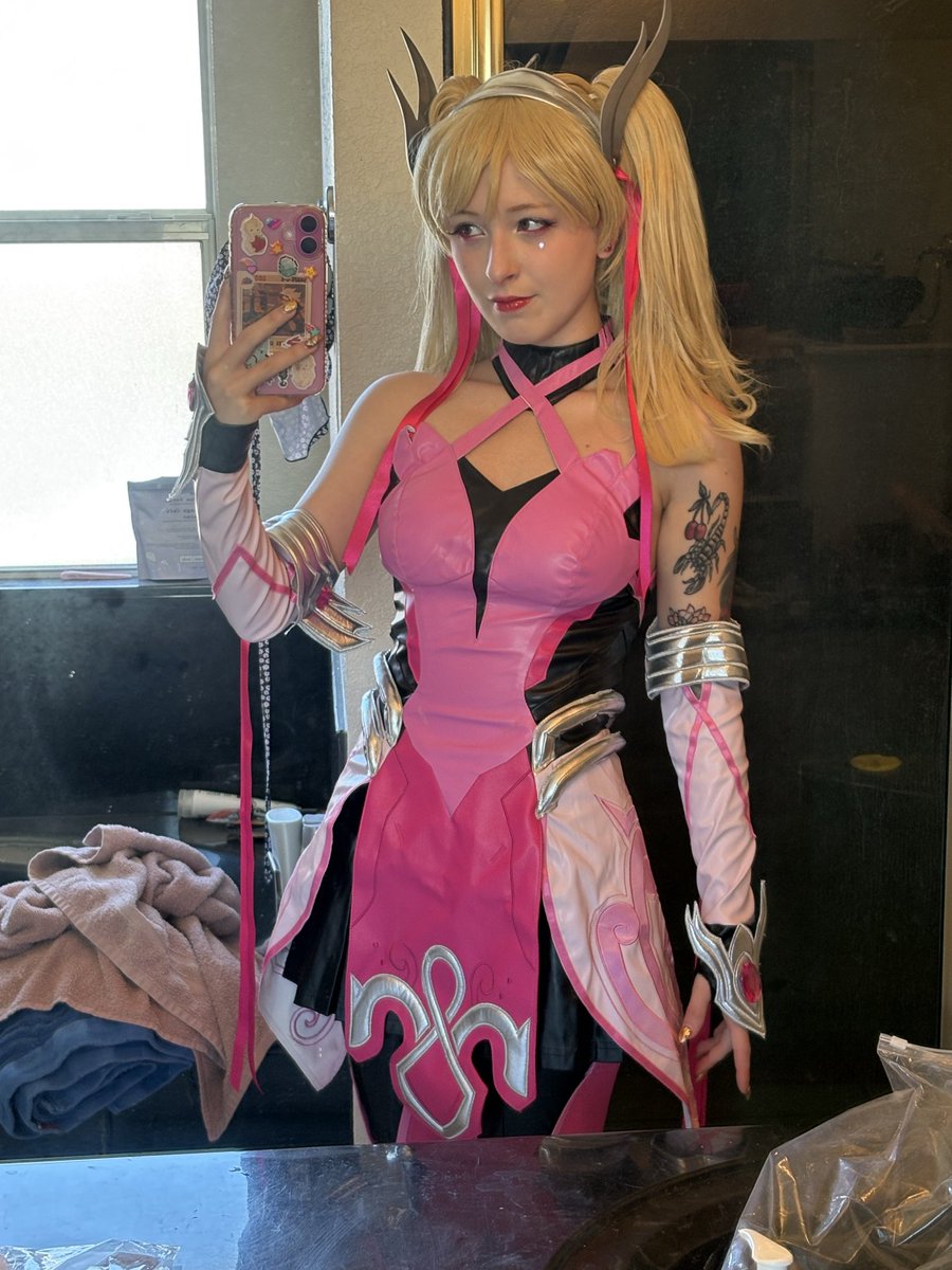 Mad at myself for missing the og pink mercy run…