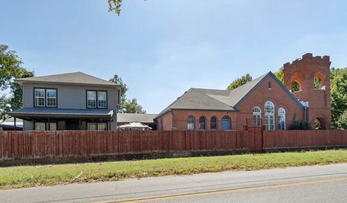 Steven Dennis tweet media