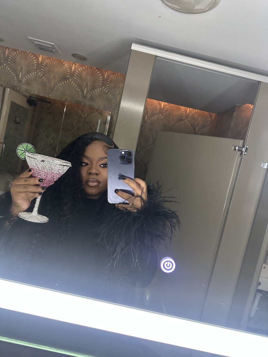 NAY BABY🎀 tweet media