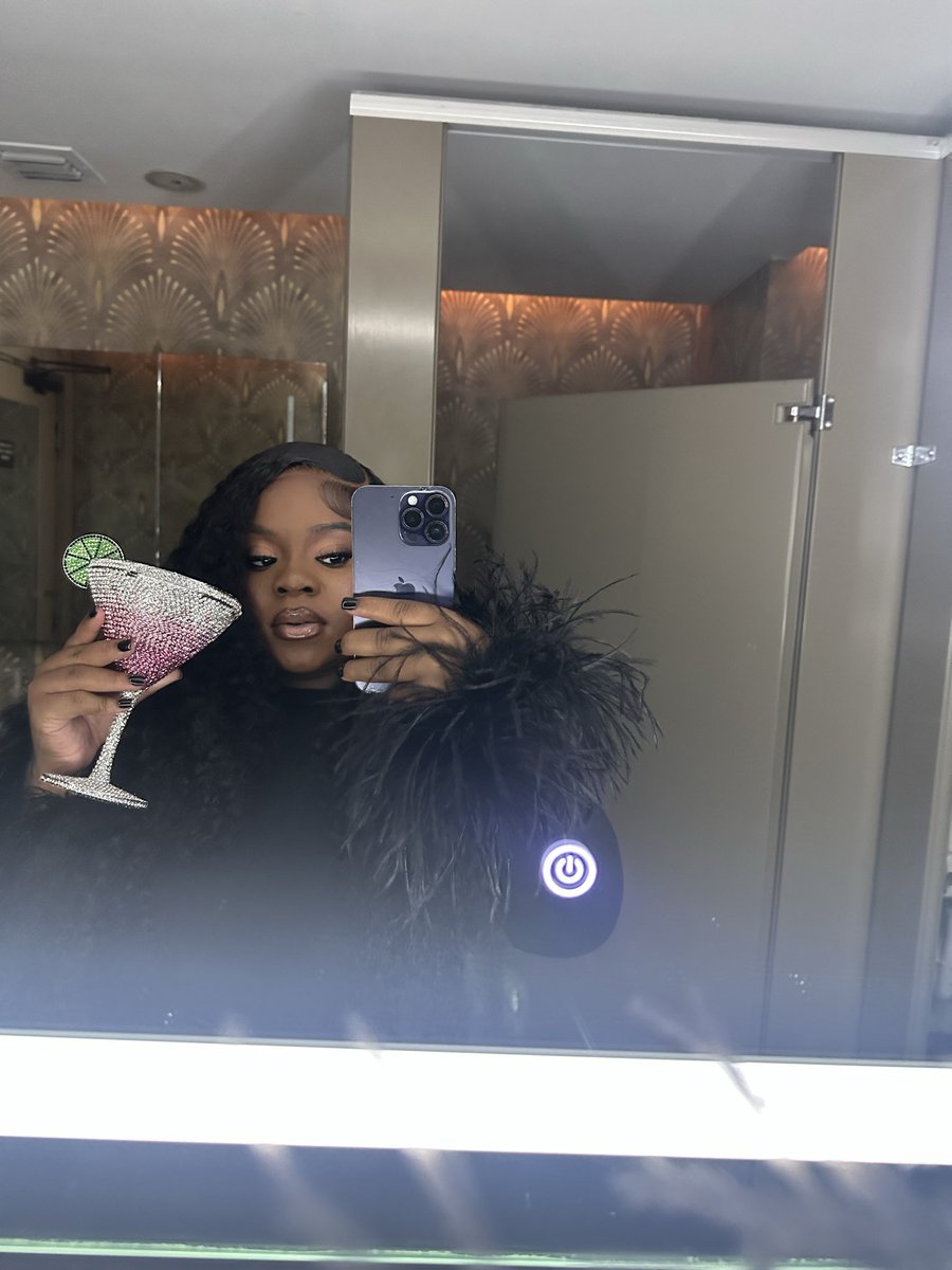 NAY BABY🎀 tweet media