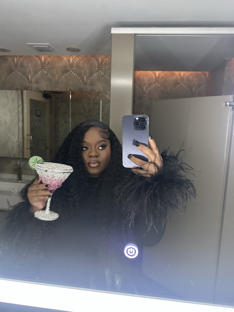 NAY BABY🎀 tweet media