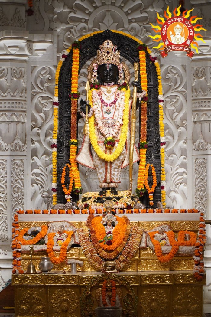 Zee24Kalak's tweet image. અયોધ્યાથી કરો શ્રી રામલલ્લાના અલૌકિક દર્શન...

#JaiShriRam #RamMandir #Ayodhya #RamLalla #ayodhyarammandir #rammandirayodhya #RamTemple #Ramm #RamTempleAyodhya