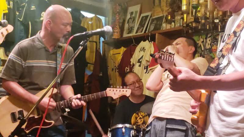 Tiny Jug Stompers tweet media