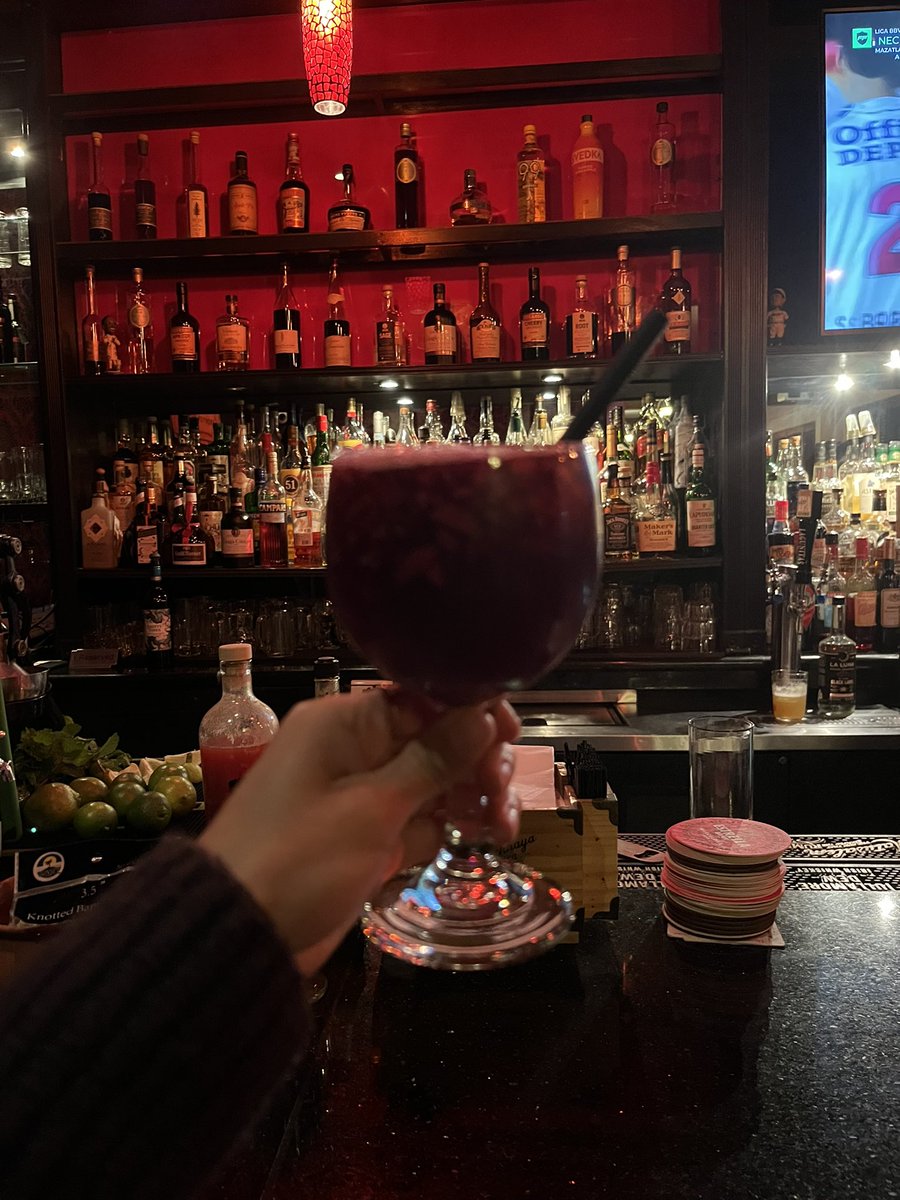 upahmillion's tweet photo. I LOOSE UP WITH A DROP OF SANGRIA https://t.co/nmstTfd3rG