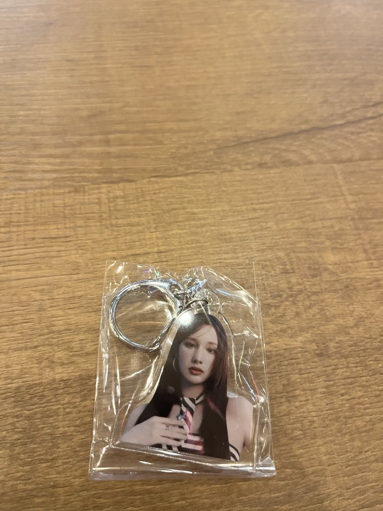 fairly07tail's tweet image. Kep1er 交換

譲　ヒエ
求　ユジン

本日、会場での交換できる方探してます。
#Kep1er #Kep1er交換