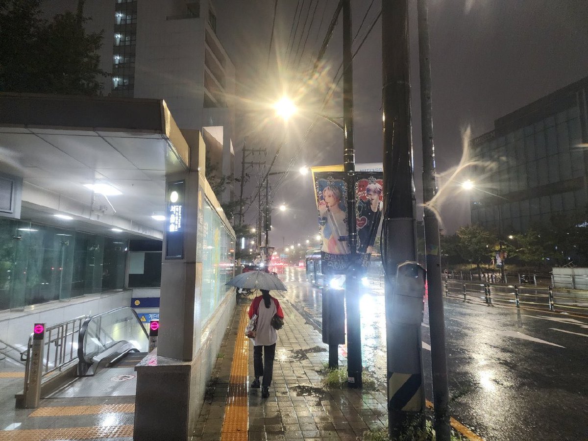 YangyangDaily00's tweet photo. https://t.co/BLGlmrMJTa