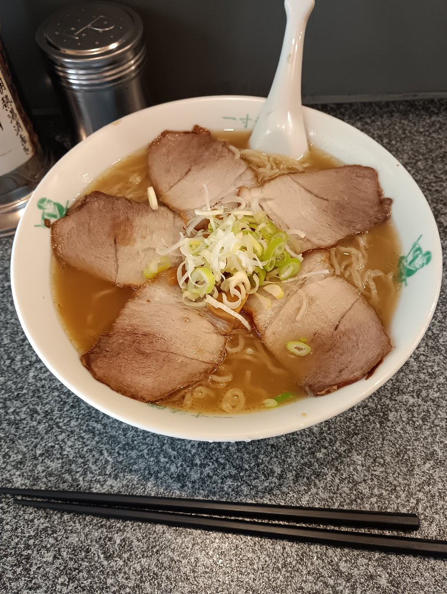 MAX89660553's tweet photo. 久しぶりに一寸法師のラーメンで昼ごはん。 https://t.co/K3CvpbGjh3