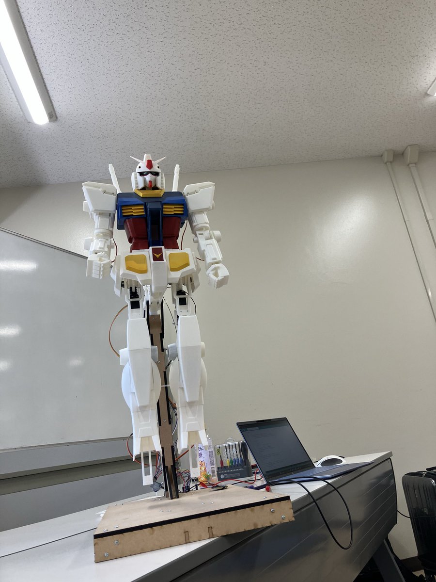 T_Robot_Labo's tweet image. #風紋祭
B棟31室でやってます！