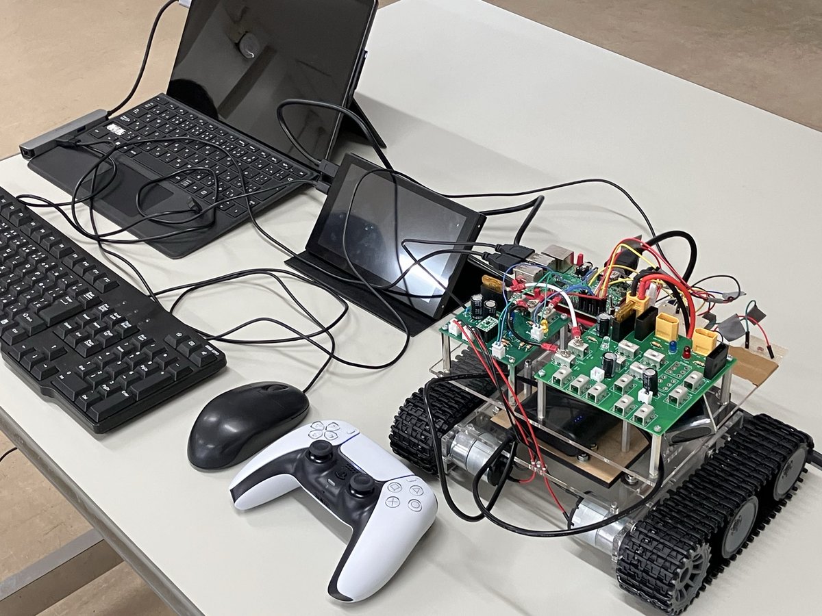 T_Robot_Labo's tweet image. #風紋祭
B棟31室でやってます！