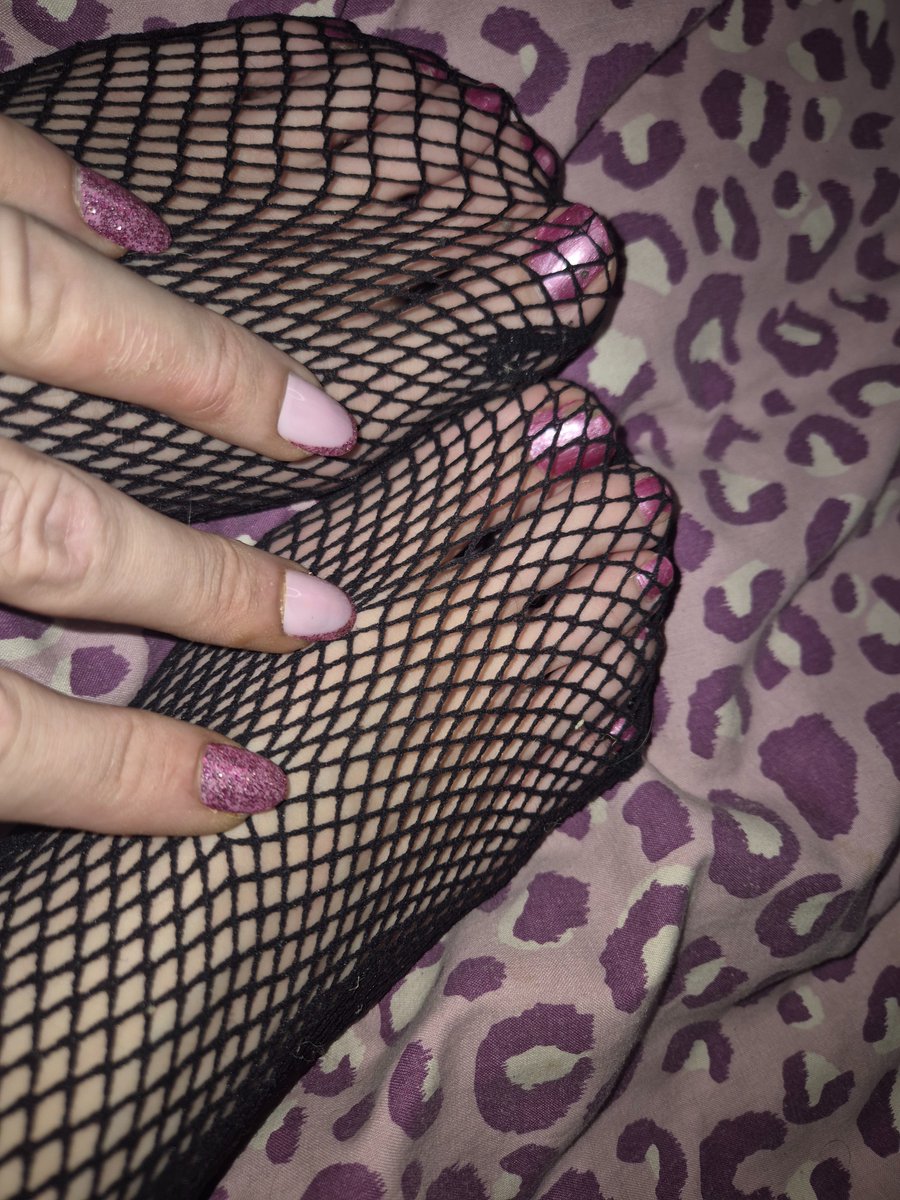 PrincessIceOF's tweet photo. @SissysophieM is such a good girl teasing herself and putting  a show on for us 😈😘
Free Onlyfans:
https://t.co/1I8pW1RshX https://t.co/C5UqE5tflF