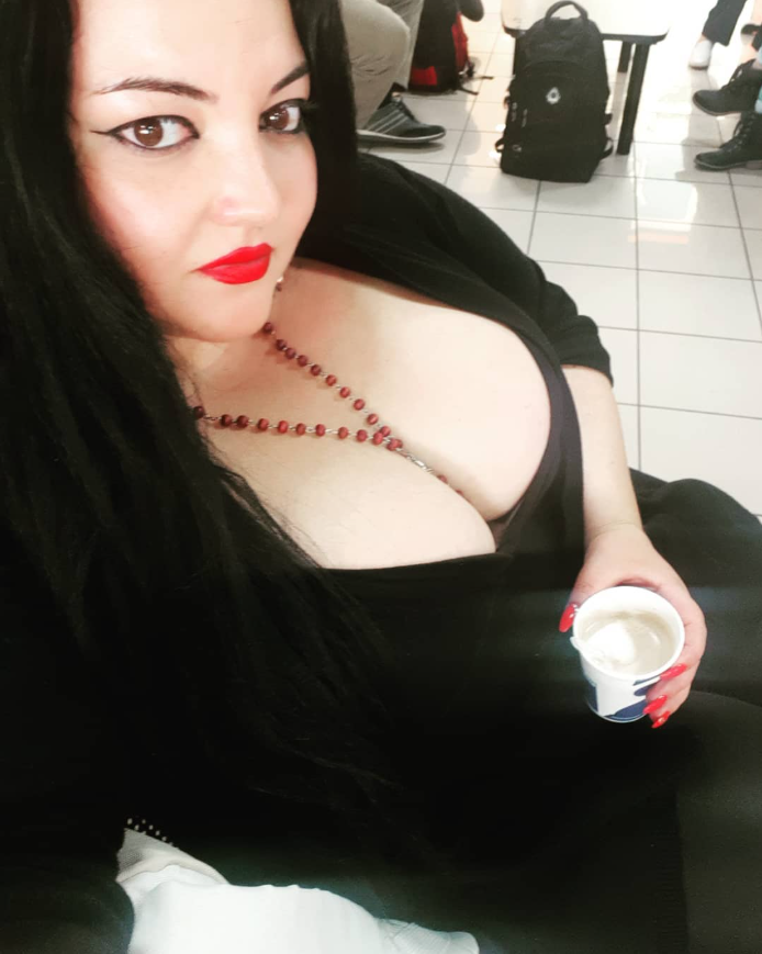 هل توافق على الزواج من سعوديه قبيليه عتيبيه مطلقه بدون اطفال مديره بنك الراجحي السكن شقه ملك ساكنه القطيف العمر 41 مزيونة بيضاء جميله جسم جميل مربربة تخاف الله محترمه ترغب زواج مسيار سري من رجل صادق متفاهم يقدر الحياة الزوجية يخاف الله
ما هو اجمل شيء في الزواج !؟