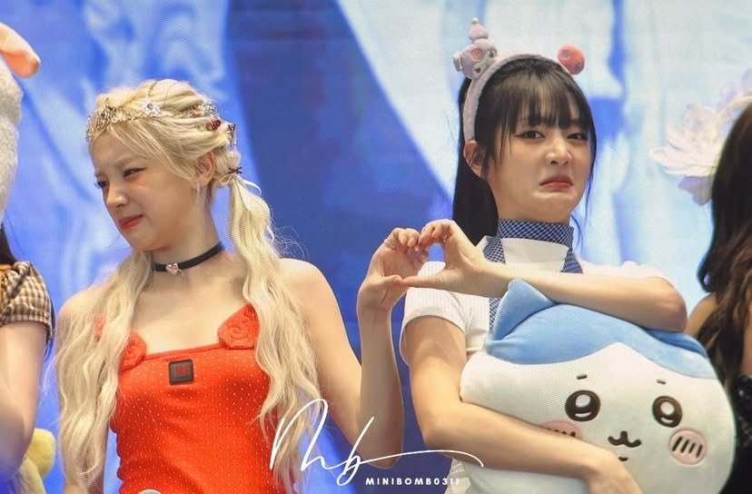 nevyuz's tweet image. 😒🫶🏻😒