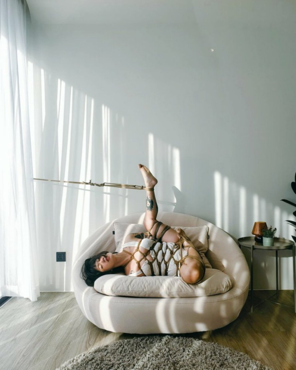 Morning vibe ♡
Rope &amp; 📸 <a href="/Unnamedminorxxx/">Unnamedminor</a> 

เจอกันโชว์คืนนี้ที่ 500 cafe ค่ะ
จองคิวมัดติดต่อได้ทาง inbox